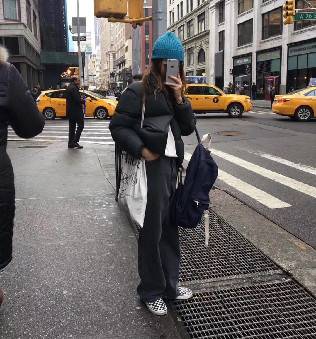 烟灰色柔软帅气高腰宽松休闲阔腿牛仔裤女长裤(图1)